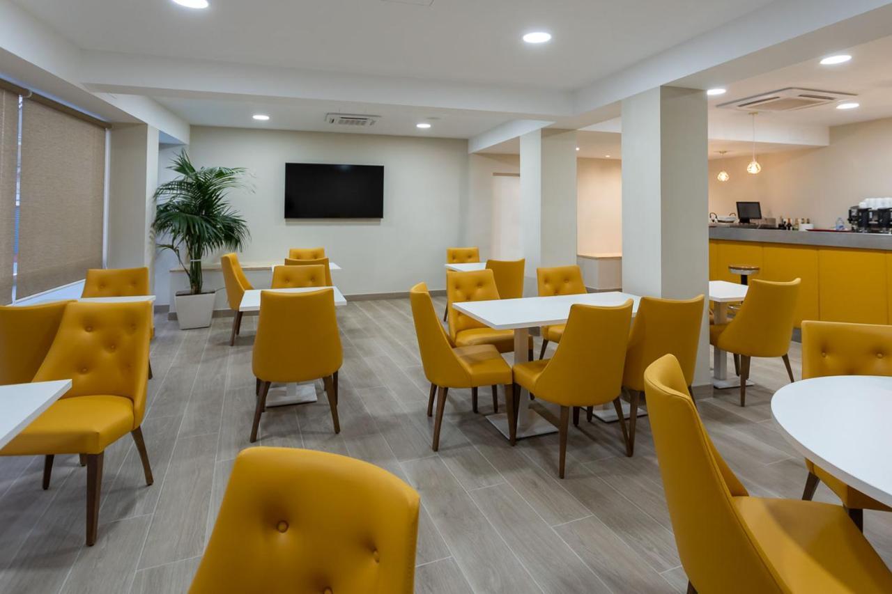 Hotel Saiola Кампродон Екстериор снимка